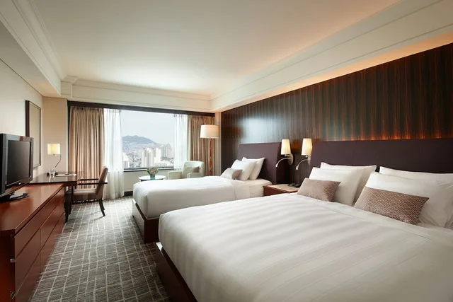 جناح جونيور عائلي بسريرين منفصلين وسرير كوين، Lotte Hotel Busan 1/2