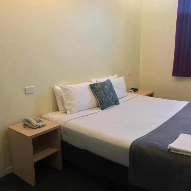غرفة عائلية بسرير فردي، Miami Hotel Melbourne 1/5