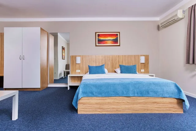غرفة كومفورت بسريرين منفصلين بغرفة نوم واحدة، Hotel Phoenix Velika Gorica 4/7