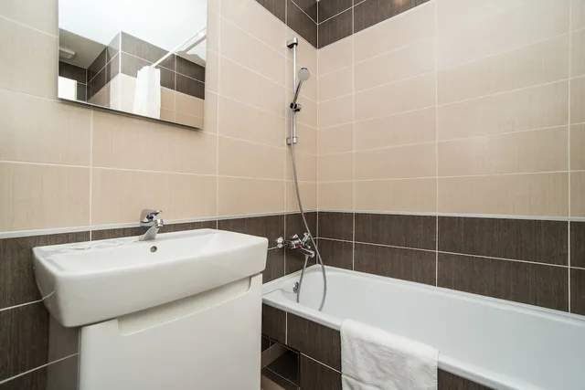 شقة عائلية بسرير مزدوج وسريرين منفصلين بغرفتي نوم بمطبخ، Orion Hotel Prague 7/9