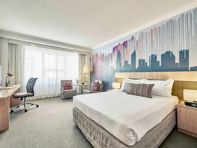 Superior, Queen Bed, Mercure Perth 4/10