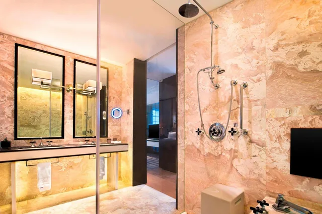 Spectacular, King Bed، W Guangzhou Hotel 4/4