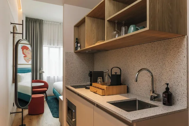 استوديو سيغنتشر، The Social Hub Amsterdam City 10/10