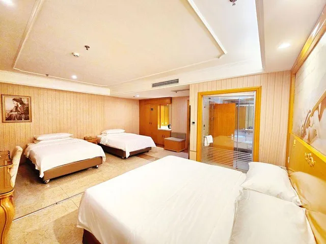 غرفة ديلوكس عائلية، Vienna Hotel (Beijing Songzhuang) 1/1