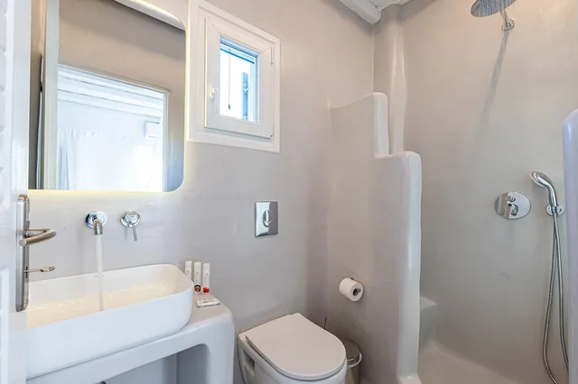 فيلا سوبيريور بسريرين منفصلين وسريرين كوين بـ3 غرف نوم مع أريكة بمسبح خاص، 9 Muses Villas Mykonos 6/6
