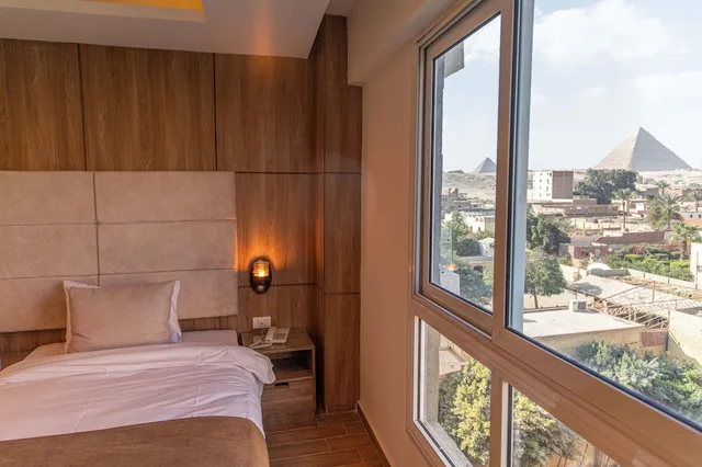 Suite, Queen Bed, Pyramids View, Balcony, Nine Pyramids View Hotel 5/7