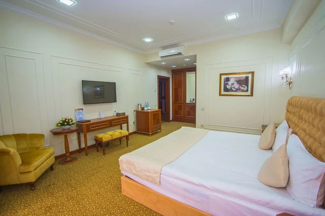 غرفة ديلوكس بسرير مزدوج، The Plaza Hotel Almaty 1/1