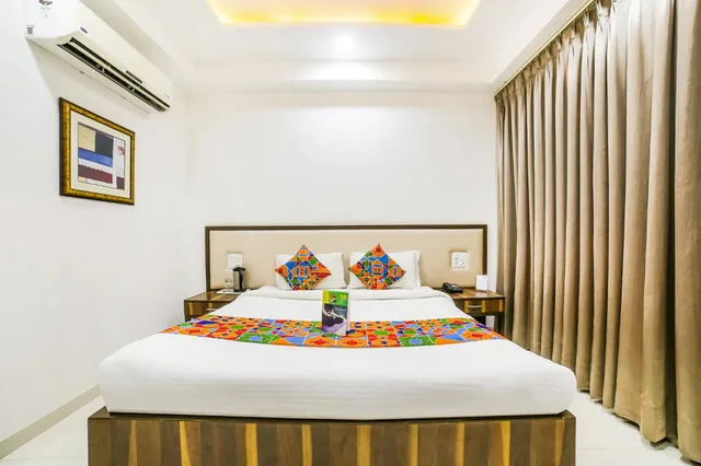 غرفة ديلوكس، Fabhotel Sapphire Inn Mansarovar 2/4