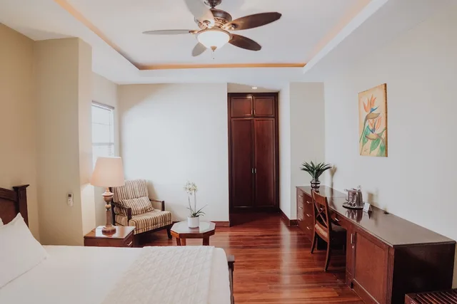 جناح جونيور بسرير كينج، HOTEL DUNN INN 5/10