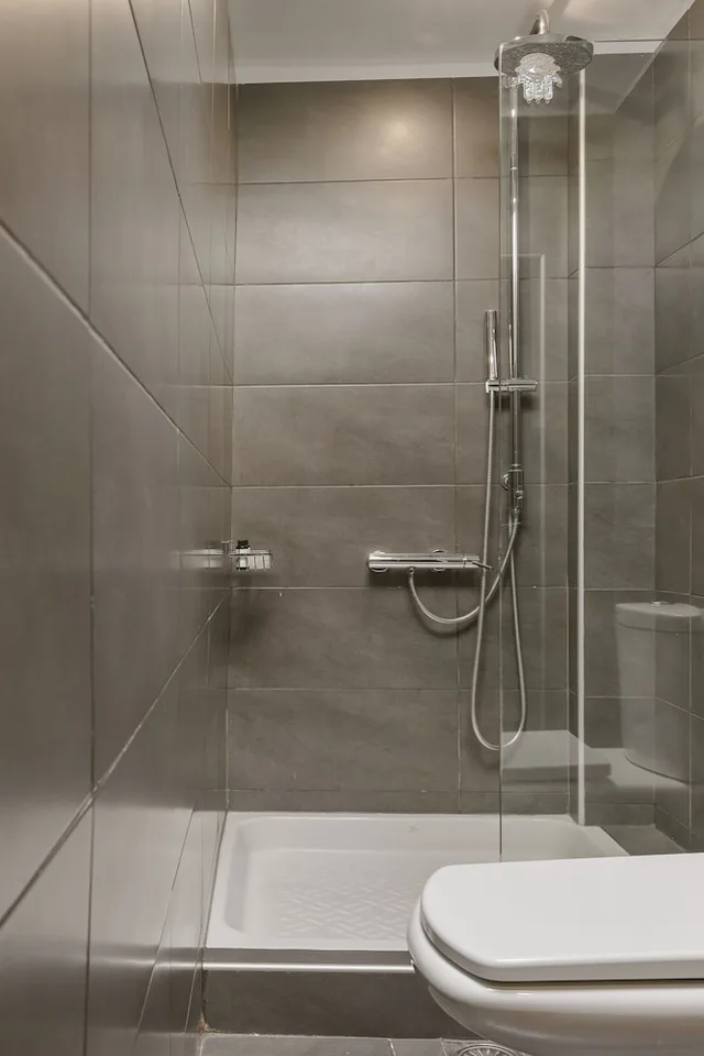 غرفة سوبيريور بسرير كينج بشرفة، Alcanea Boutique Hotel 6/7