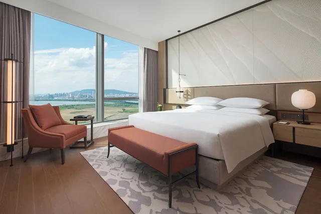 غرفة بسريرين منفصلين بإطلالة على البحيرة، Hyatt Regency Changshu Kuncheng Lake 4/6