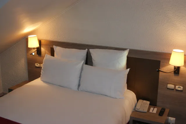 Room, Double Bed, Attic، Mercure Annecy Centre 4/10