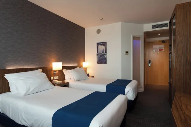 غرفة قياسية بسريرين منفصلين، HOLIDAY INN EXPRESS LISBON AIRPORT 1/8