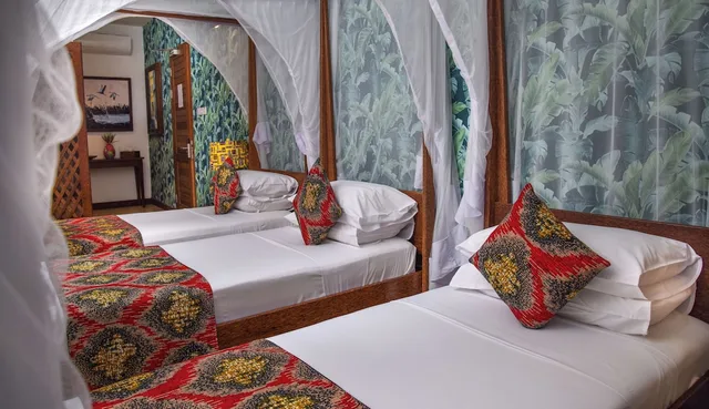 Z, Triple, 3 Beds, Garden View, Ground Floor، Z Hotel & Z2 Hotel 2/7