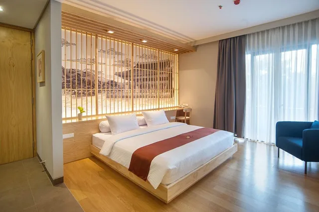 Suite, King Bed, Tama Boutique Hotel 2/2