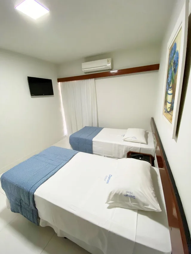 غرفة قياسية ثلاثية بثلاثة أسرّة، Hotel Damen 5/10