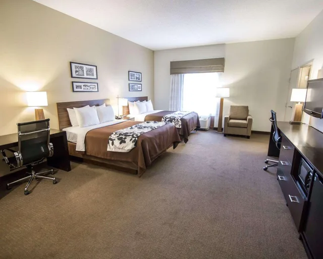 جناح بسريرين كوين، Sleep Inn And Suites Norton 1/3