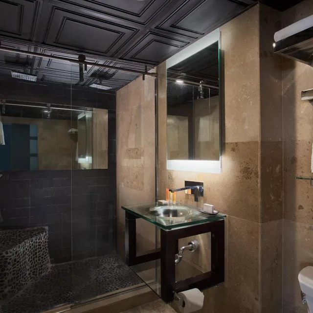 Preferred, Guest Room, King Bed, Hotel Duval Autograph Collection 10/10