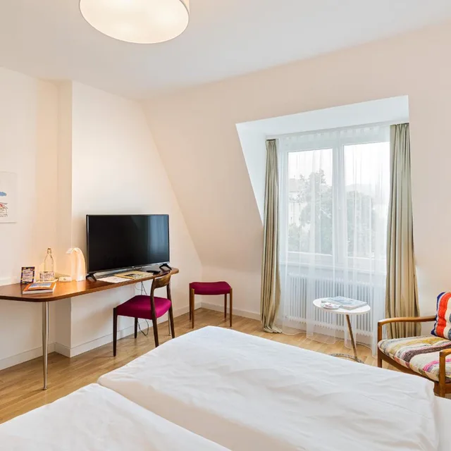 Classic, Double Bed, No Balcony، AT THE PARK HOTEL 9/10