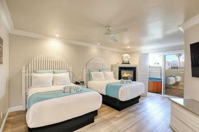 غرفة بسريرين مزدوجين بإطلالة على المدينة بشرفة بجاكوزي، Sea Venture Beach Hotel And Restaurant 2/4