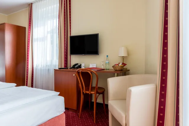 Standard Double, Azimut Hotel Dresden 7/10