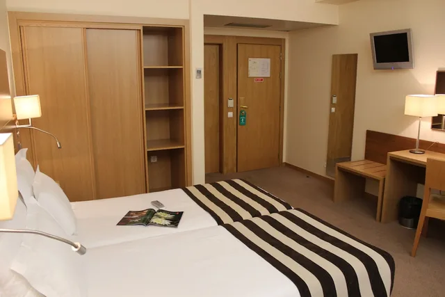 Standard, Twin Beds, Principe Lisboa 2/10