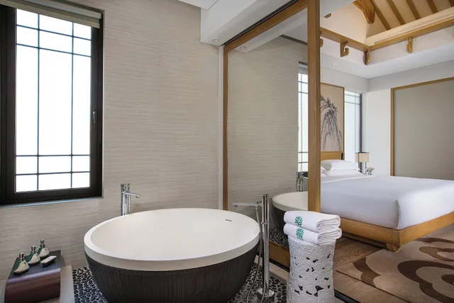 جناح بسرير كينج، Banyan Tree Huangshan 6/7