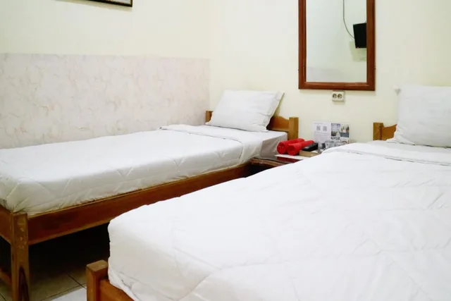 غرفة قياسية بسريرين منفصلين، OYO 465 Alam Citra Bed & Breakfast 3/7