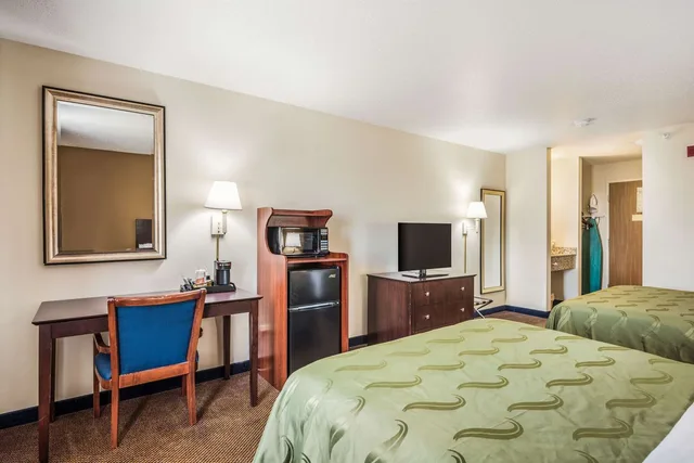 غرفة بسريرين كوين، Quality Inn & Suites Eldridge Davenport North 5/7