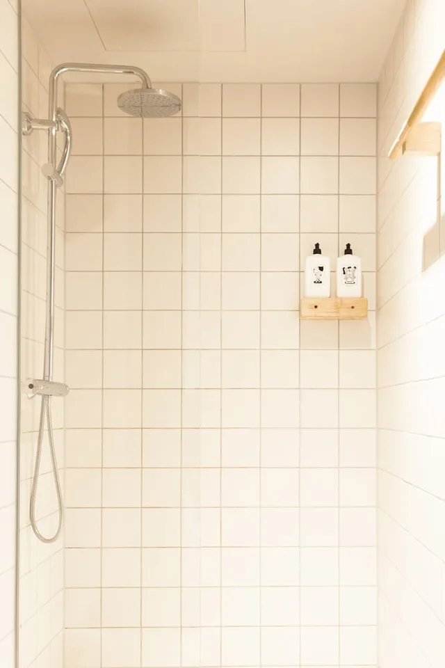 غرفة قياسية بسريرين منفصلين، Volkshotel Amsterdam 3/3