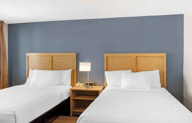 استوديو بسريرين كوين، Extended Stay America - El Paso - West 3/8
