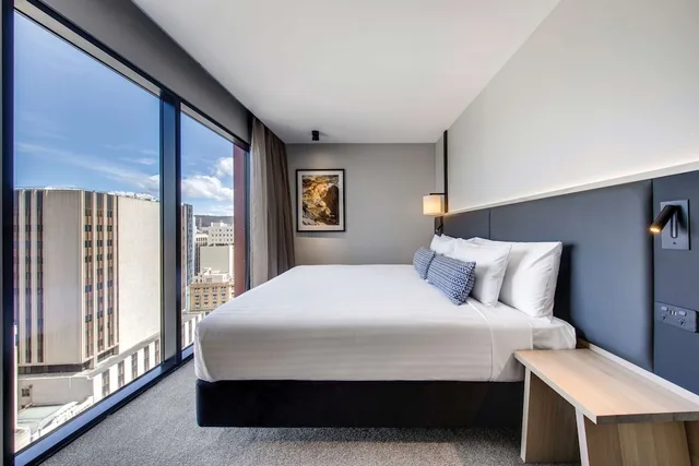 غرفة عائلية بسرير كوين وسريرين منفصلين، Vibe Hotel Hobart 4/8