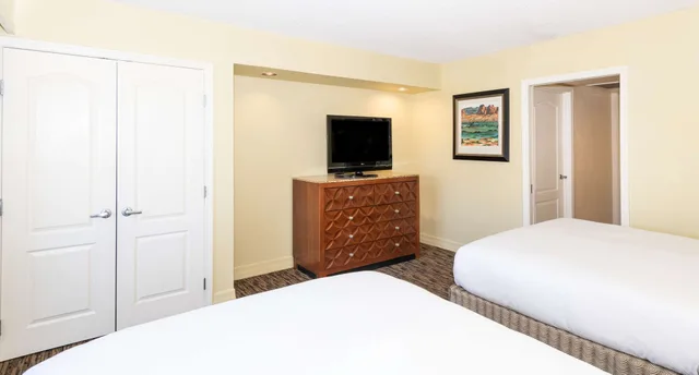 جناح بسريرين كوين، Hilton Phoenix Resort at the Peak 5/8