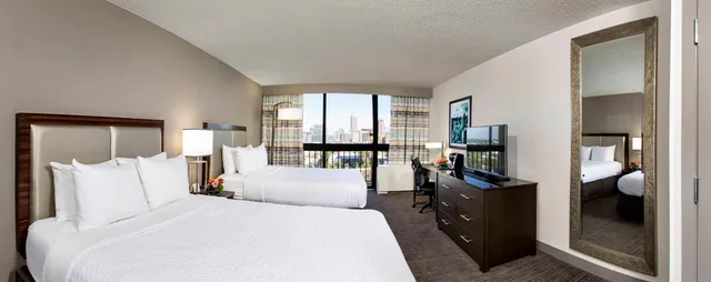 غرفة قياسية بسريرين كوين بشرفة، Peachtree Hotel Midtown Atlanta 2/3
