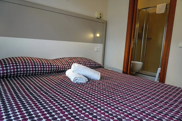غرفة كلاسيكية بسرير كوين بإطلالة على الحديقة، Bellavista 3/10