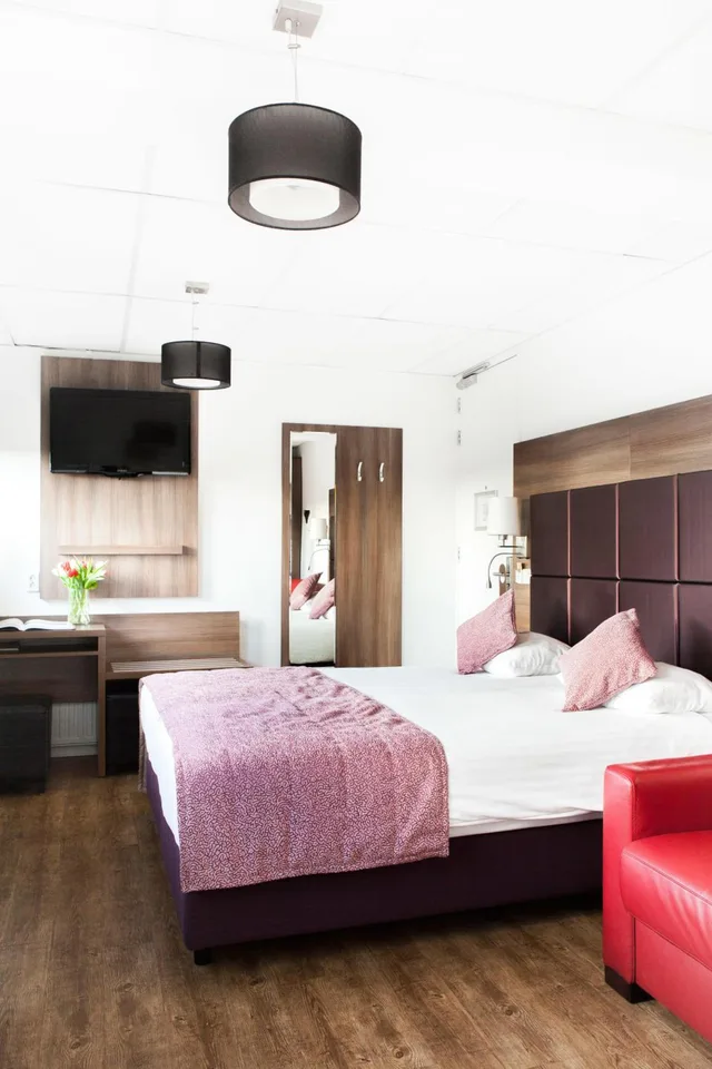 غرفة قياسية بسرير كوين، Hotel Victorie 4/6