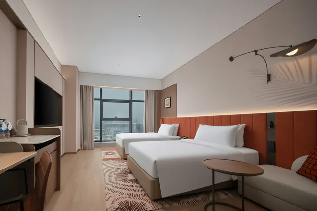 غرفة بسريرين منفصلين، Hilton Garden Inn Jingzhou Shashi 2/2