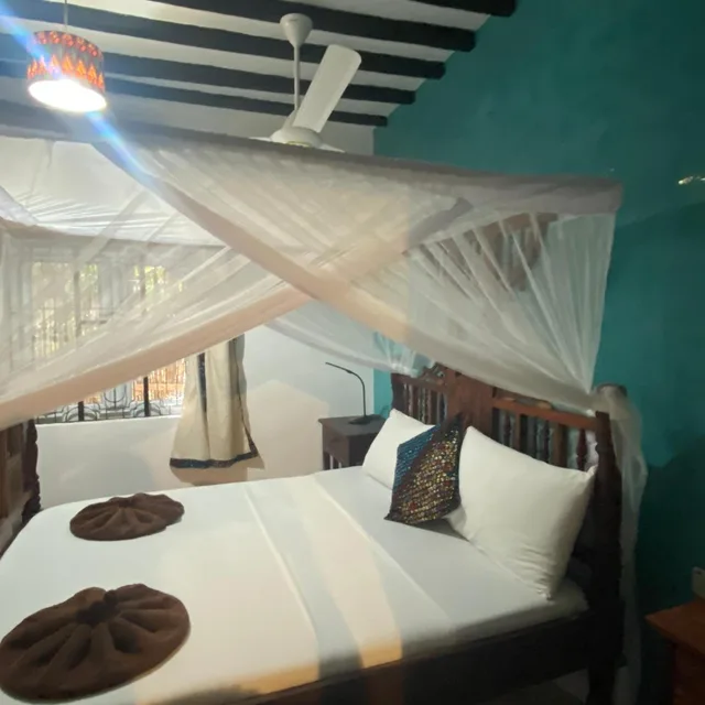 غرفة بسرير مزدوج بإطلالة على الحديقة، Mbuyuni Beach Village 1/10