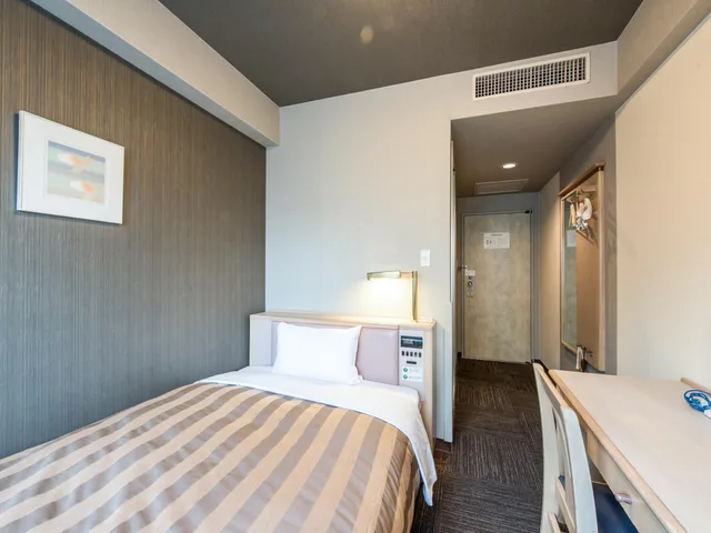 غرفة مفردة للمدخنين، Hotel Route Inn Tokyo Ikebukuro 2/8