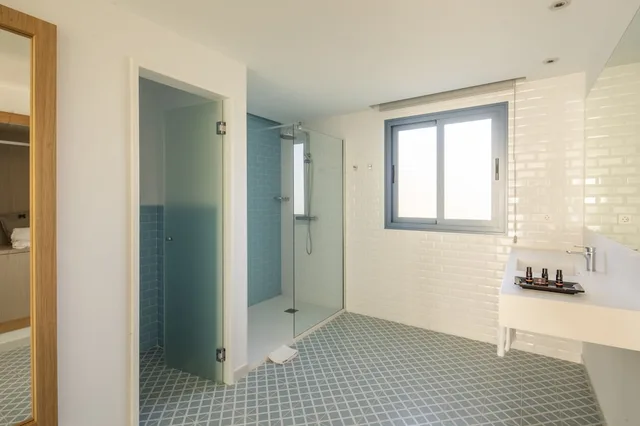 غرفة جونيور تنفيذية مفردة بسرير كوين مع أريكة، Oasis Lanz Beach Mate 2/3