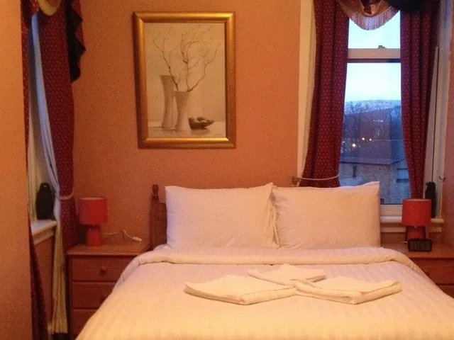 Room, Double Bed, Castle View, Shared Bathroom، Twin Lions Hotel 1/1