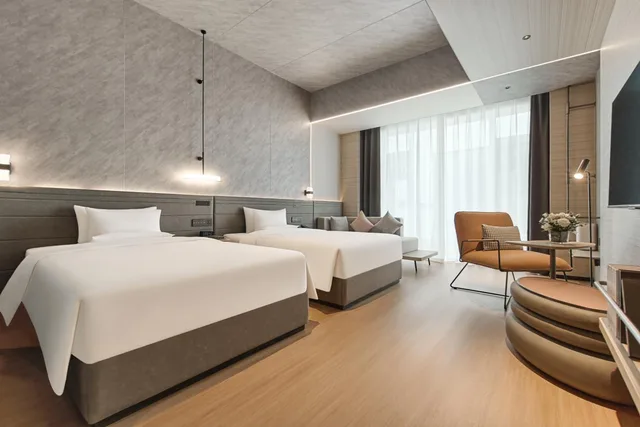 Superior, Twin Beds, Sofa, Novotel Yinchuan Lanxigu 3/7