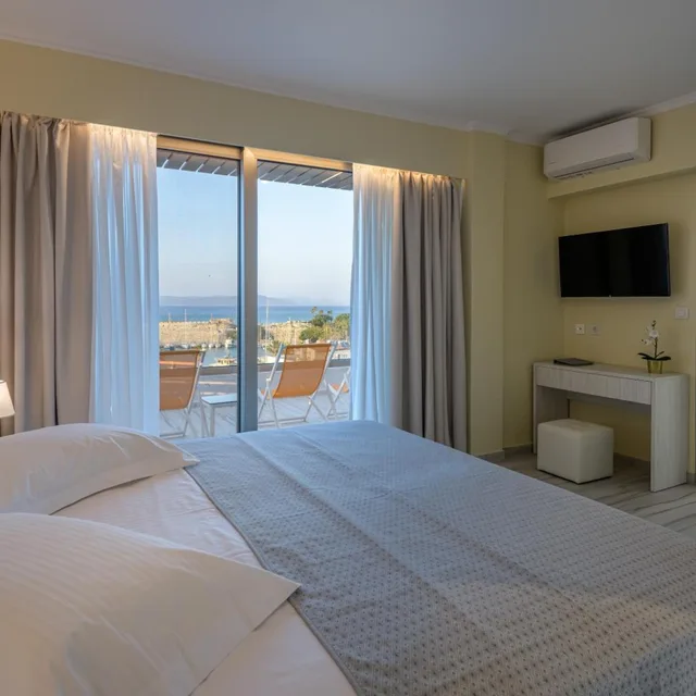 غرفة بزنس مفردة، Alexandra Hotel 6/10
