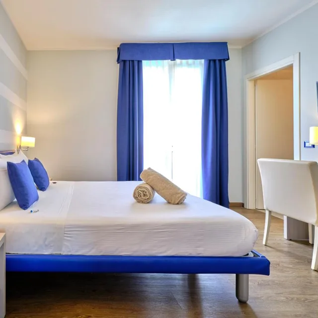 غرفة سوبيريور بسرير مزدوج أو سريرين منفصلين، HOTEL EDEN GARDA 3/7