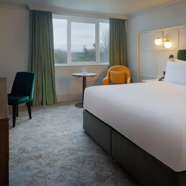 غرفة بسرير كينج، DoubleTree by Hilton Belfast Templepatrick Golf & Country Club 4/8