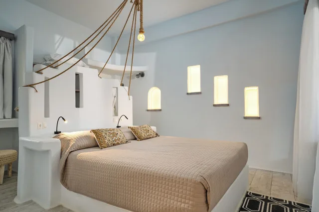 1 Bedroom, Suite, Queen and Twin Beds, Pool Front, Sea View، Althea Boutique Hotel 6/7