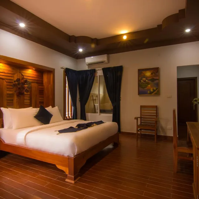 جناح تنفيذي، Ravorn Villa Boutique 1/10