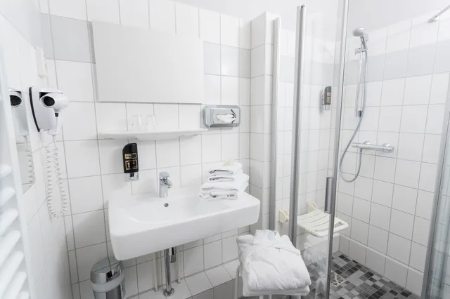 غرفة عائلية بسرير كوين وسرير فردي، Hotel Am Schlosspark 6/7