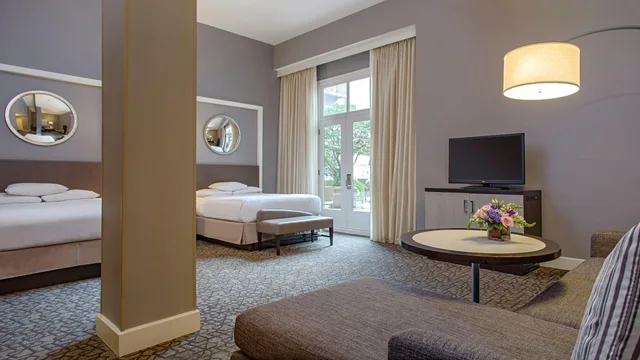 جناح بسريرين كوين، Hyatt Centric French Quarter New Orleans 1/1