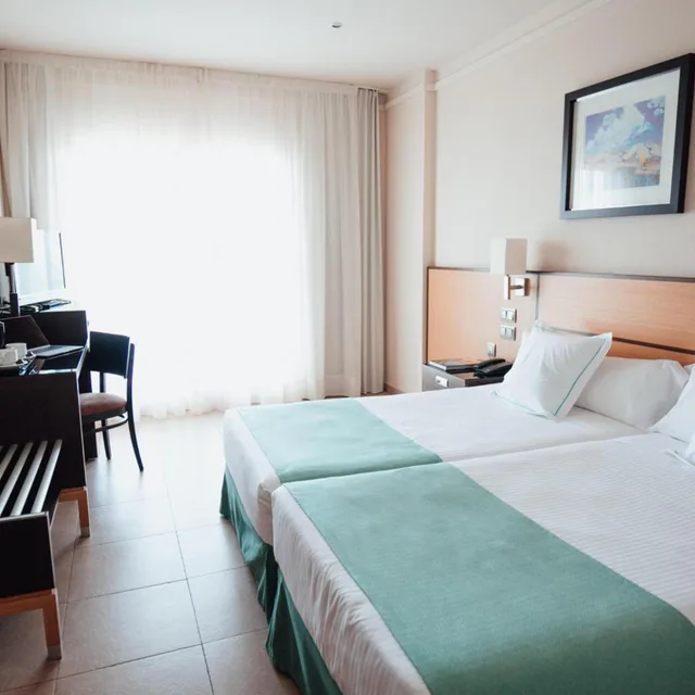 غرفة بسرير مزدوج أو سريرين منفصلين، Poseidon La Manga Hotel & Spa - Designed for Adults 6/10
